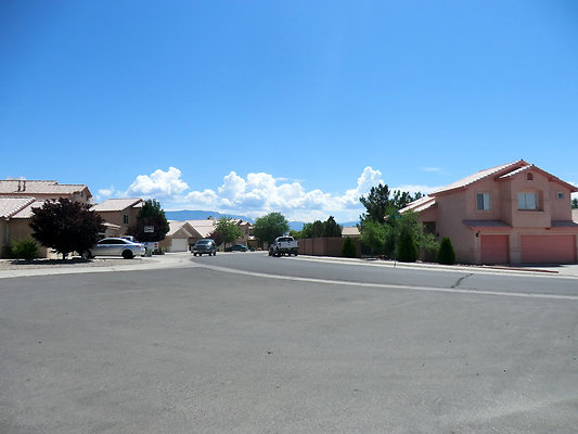 4540 Loren Ave NW-4